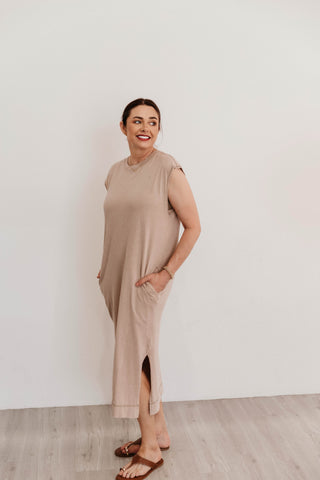 On The Run Midi Dress | Light Mocha
