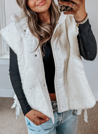 Everyday Cozy Sherpa Vest | Ecru