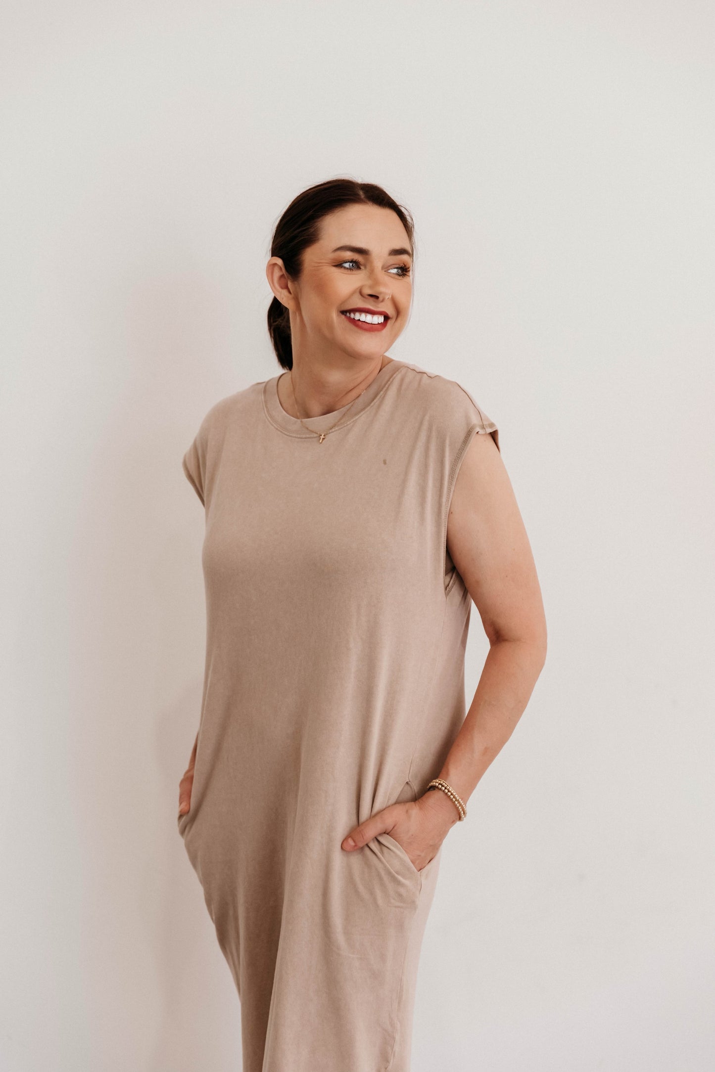 On The Run Midi Dress | Light Mocha